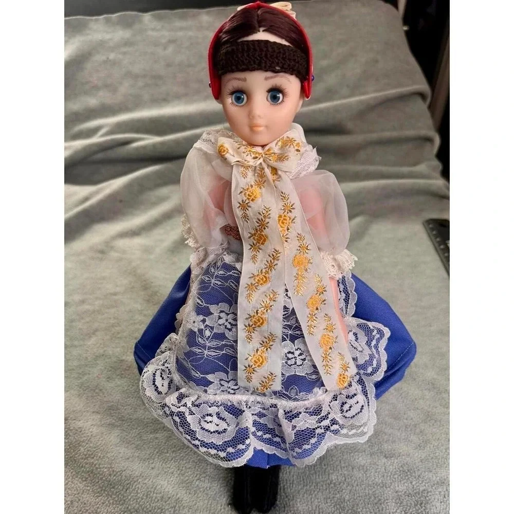 Vintage European Folk Costume Collector Doll Blue Sleep Eyes Lace Apron 10‎ Inch